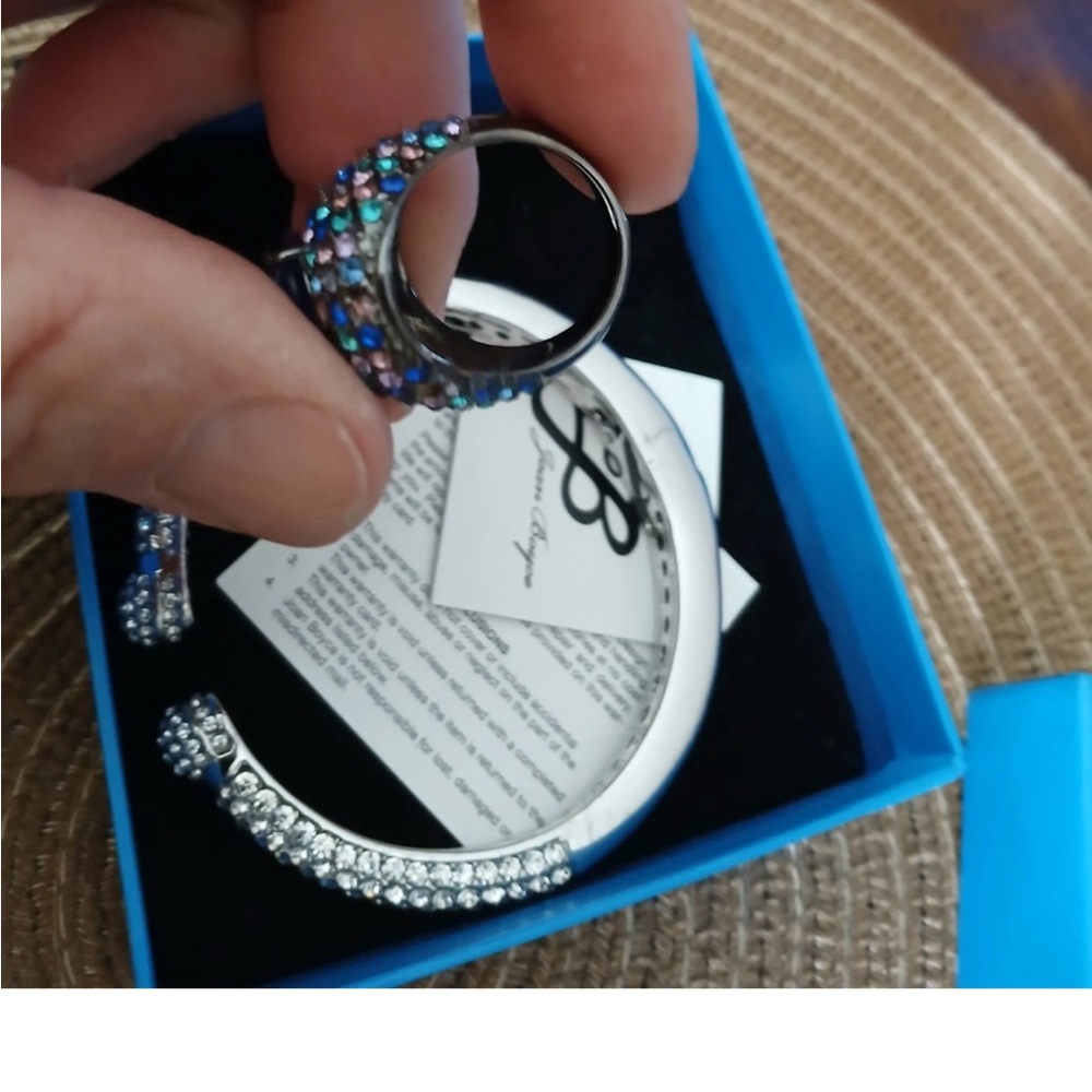 ESTATE DESIGNER JOAN BOYCE RHINESTONE BRACELET & CHUNKY RHINESTONE RING IN BOX - Picture 3 of 3